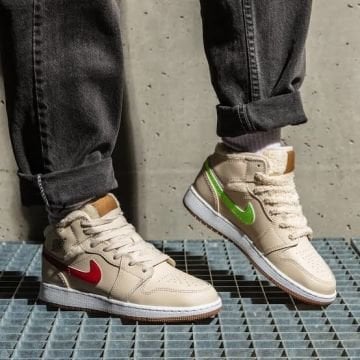 Nike Jordan 1 mid