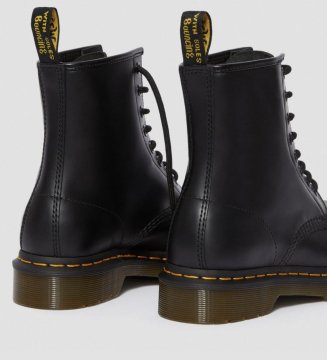 Dr. Martens Bot