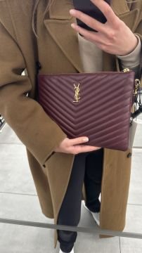 Saint Laurent Clutch