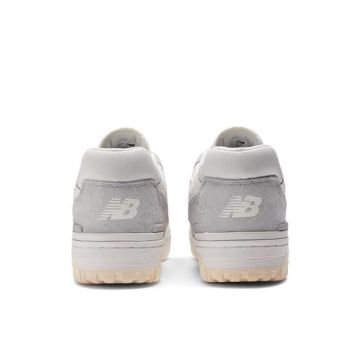 New Balance 550