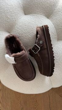 Ugg Goldenstar