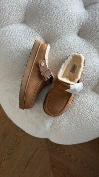 Ugg Goldenstar