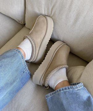 Ugg Tazz