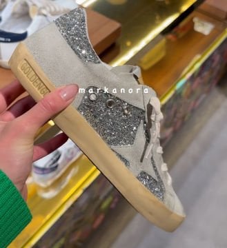 Golden Goose Sneakers