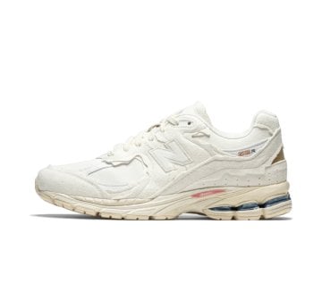 New balance 2002r white