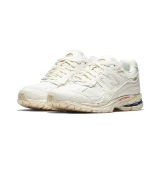 New balance 2002r white